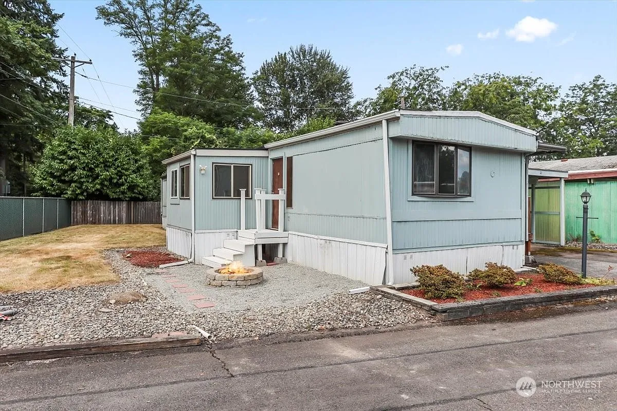 3114 36th Avenue E #21 photo 1