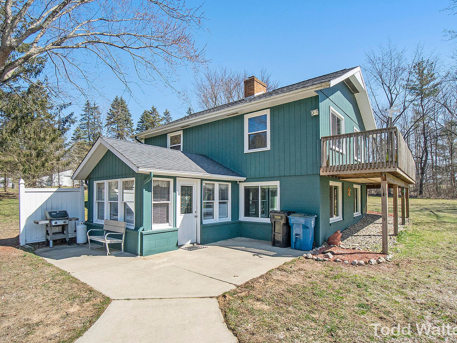 2540 38th St, Allegan, MI 49010 Zillow