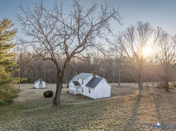 25805 N James Madison Hwy, New Canton, VA 23123
