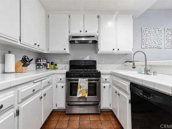 16960 Algonquin St #103, Huntington Beach, CA 92649