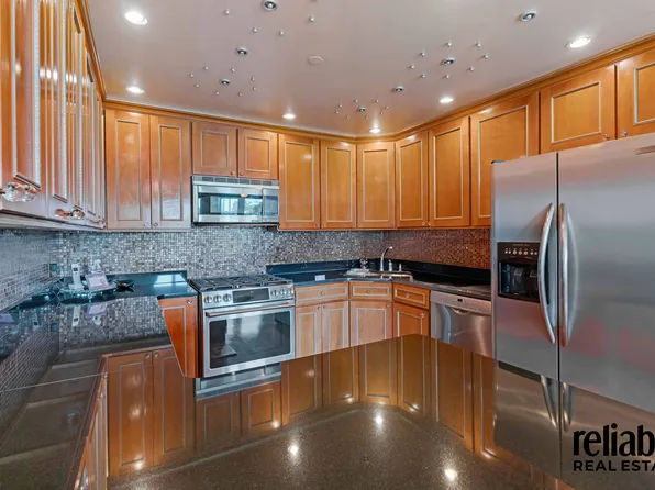 9935 Shore Road image 4 of 15