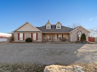 9442 E Yorkshire Ave, Claremore, OK 74017