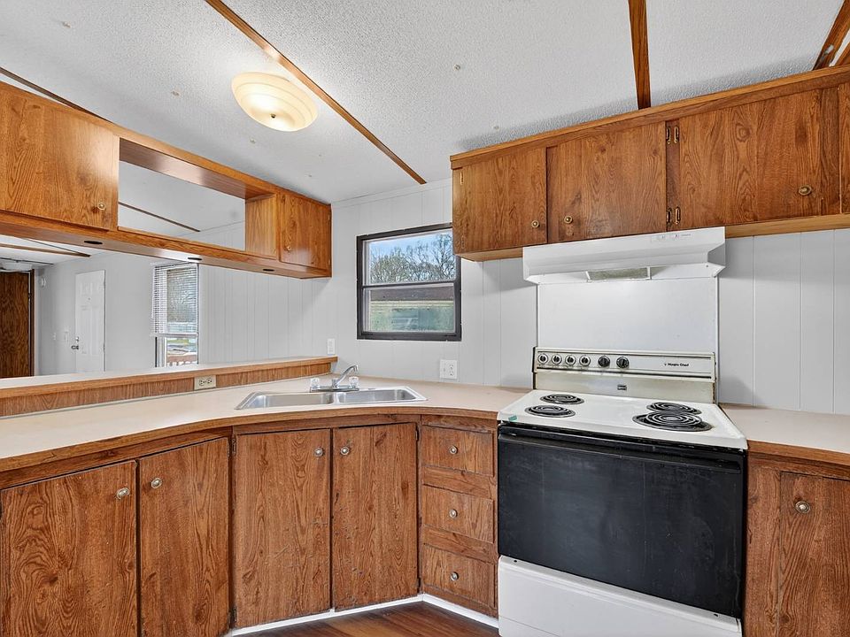 1st image of 491 Chapman Rd #88