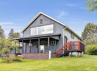 7824 County Rd S, Pulaski, WI 54162