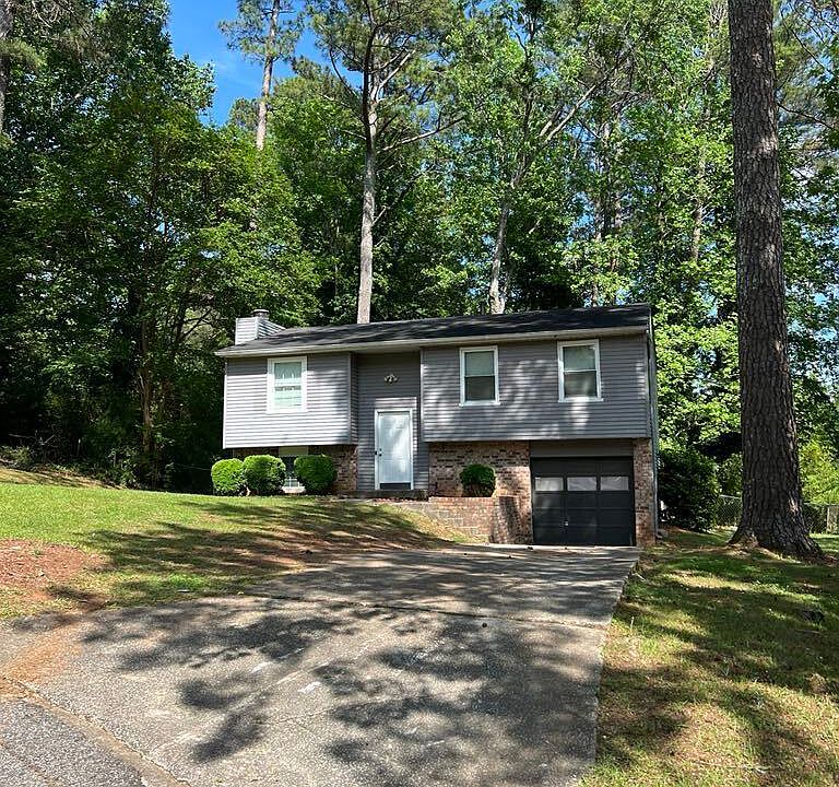 1st image of 7600 Suwannee Ct