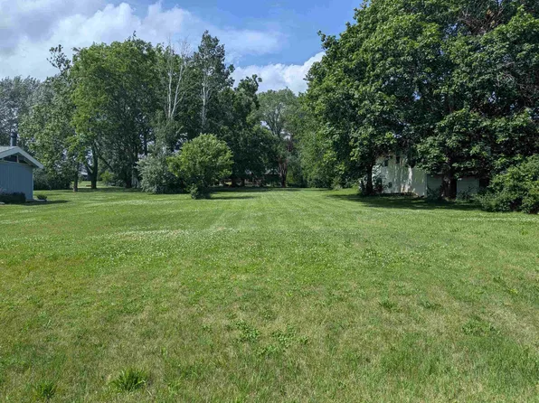1054 Lake Summerset Rd, Davis, IL 61019