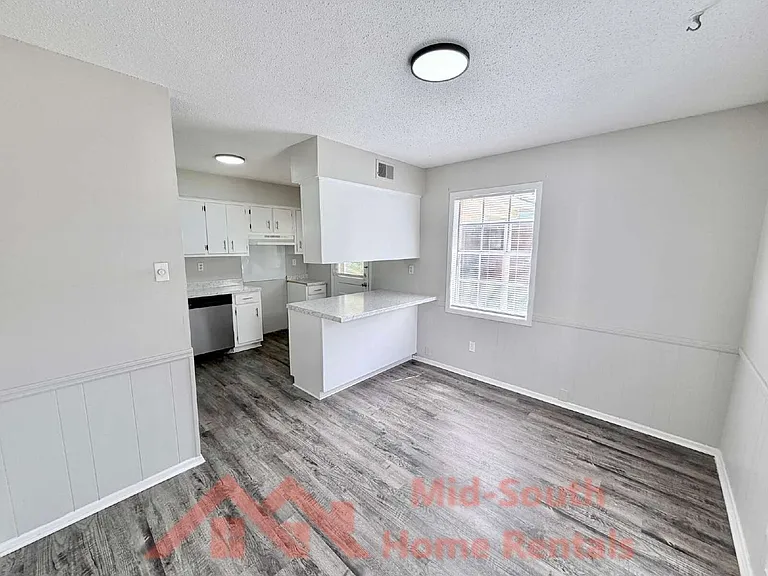 6498 Birkenhead Rd — Photo 8