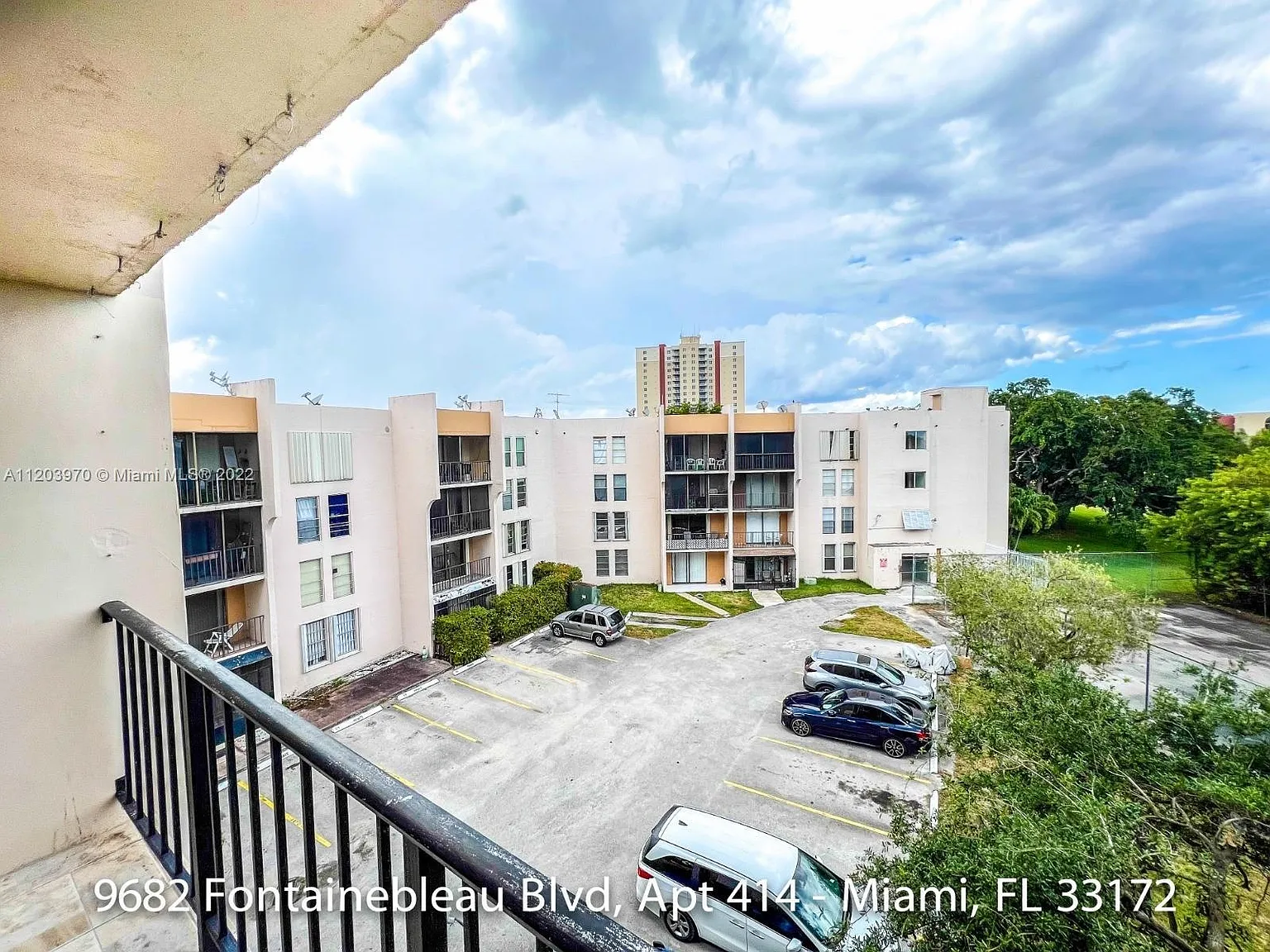 1 bed, 758 sqft, $1,875 — Photo 2