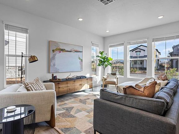 2nd image of 488 W Greenstone Pl #1010