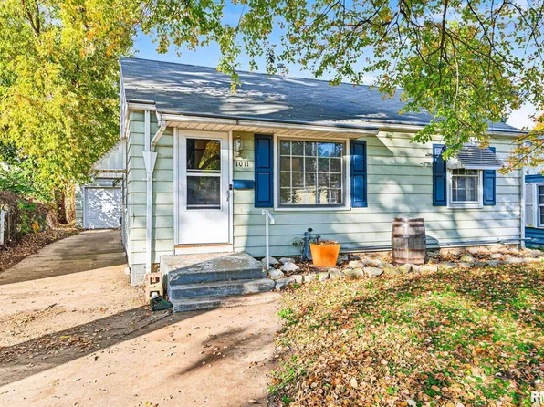 1011 E Gift Ave, Peoria, IL 61603