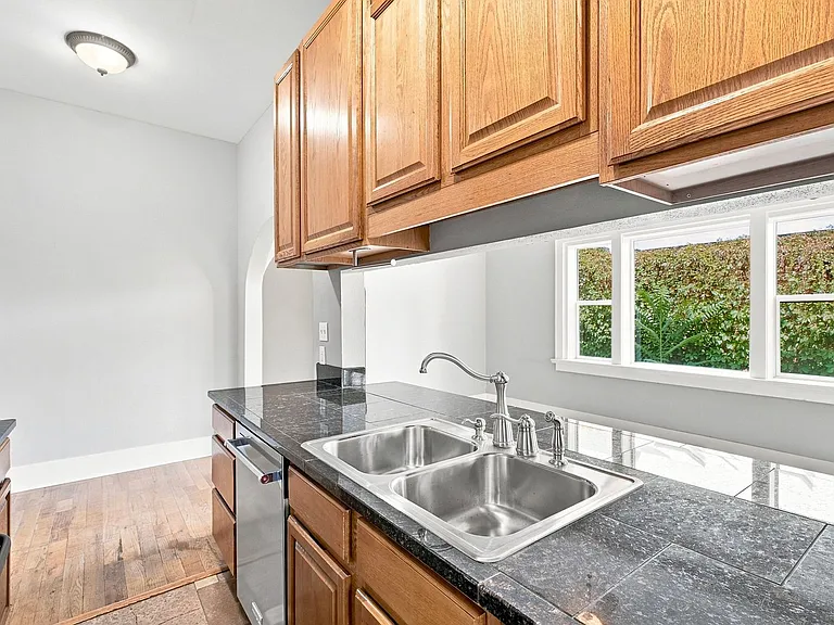 1640 N Downing St #103 — Photo 13