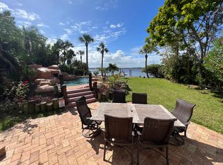 2904 S Peninsula Dr, Daytona Beach Shores, FL 32118