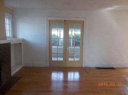 3rd image of 719 N McDonel St