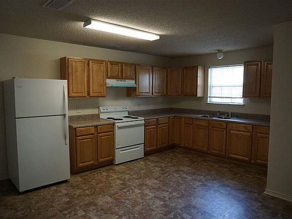 4th image of 8669 Figland Ave