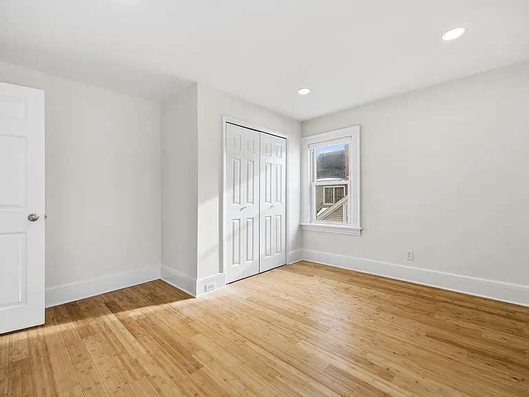 136 7th Ave #2 — Photo 9