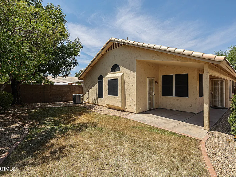 9833 W Yukon Dr — Photo 18