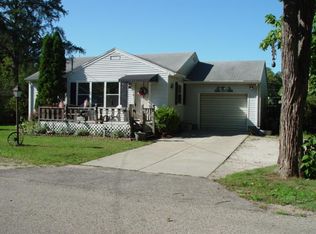 W944 Primrose Rd, Genoa City, WI 53128