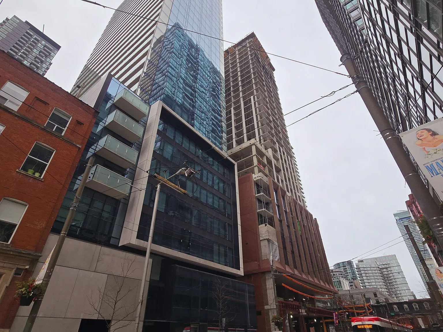 2 bed, $2,850 — Photo 1