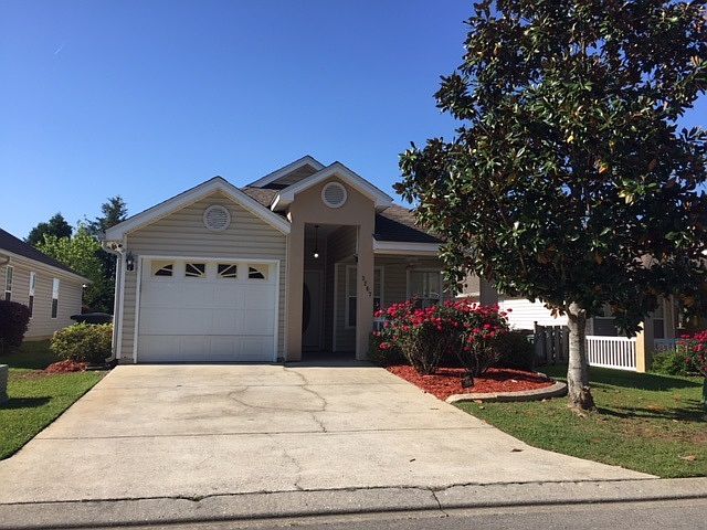 1st image of 3267 Emerson Ln