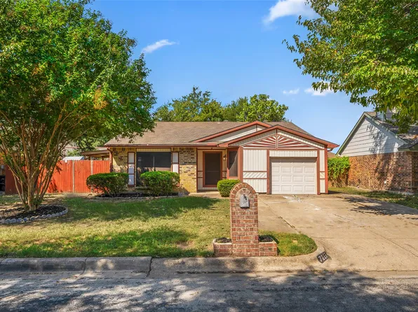 7217 Wayfarer Trl, Fort Worth, TX 76137