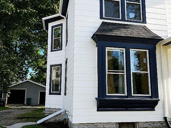 2nd image of 133 Wildwood St
