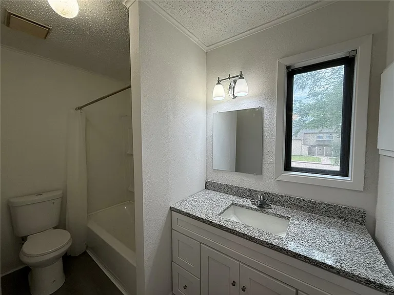 4405 Carter Creek Pkwy #3 — Photo 8