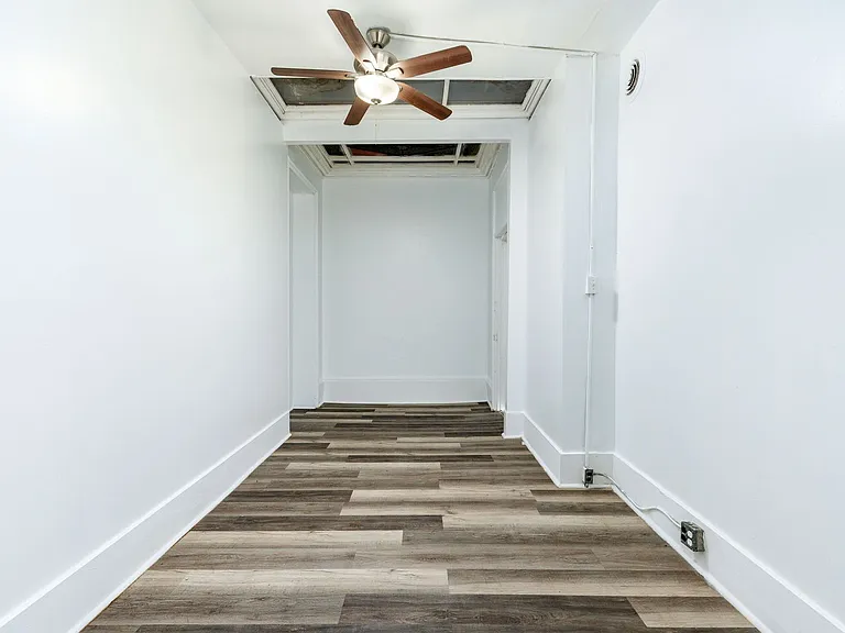 814 N Broad St — Photo 16