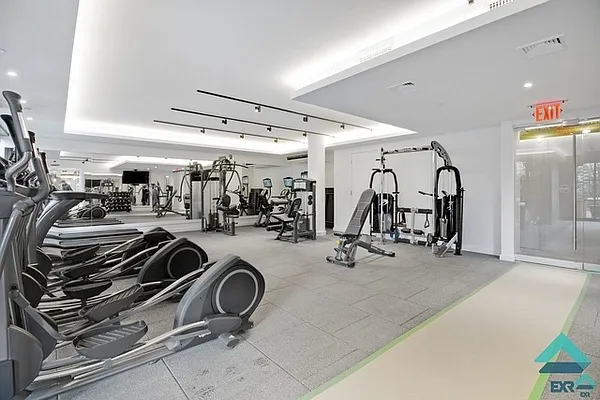 Rented by EXR | media 16