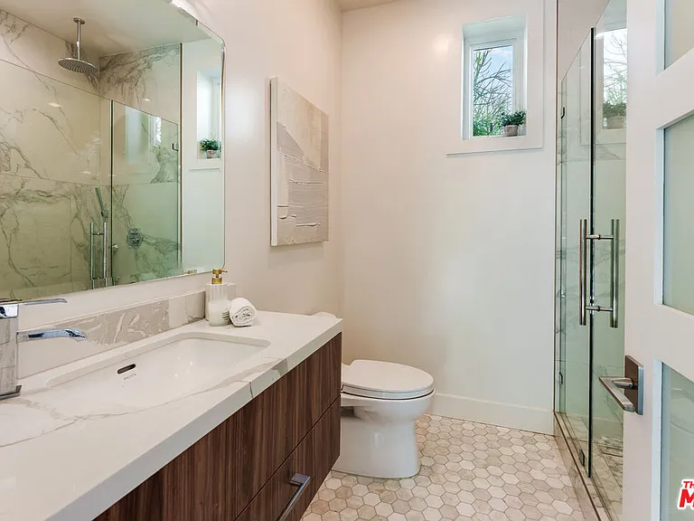 443 W Avenue 37 — Photo 19