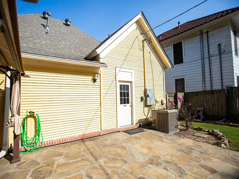 224 Rice St — Photo 30
