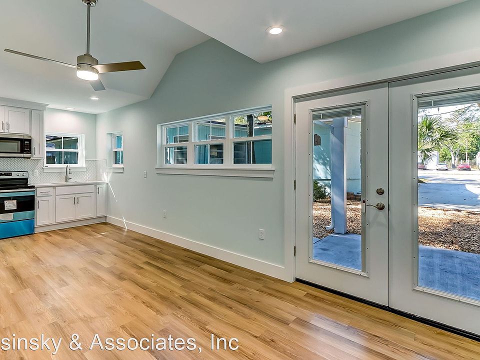 210 14th St S Fernandina Beach, FL Zillow Apartments for Rent in
