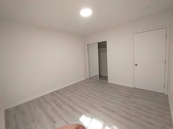 5th image of 106 S Sunol Dr #1/2