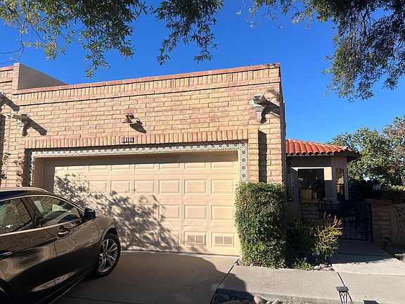 2nd image of 10141 N Spyglass Pl