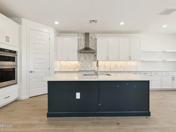 9743 S 12th Street, Phoenix, AZ 85042