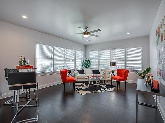 2nd image of 1519 Bennett Ave #4926A