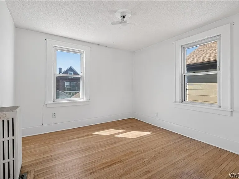 172 Tremont Ave — Photo 11
