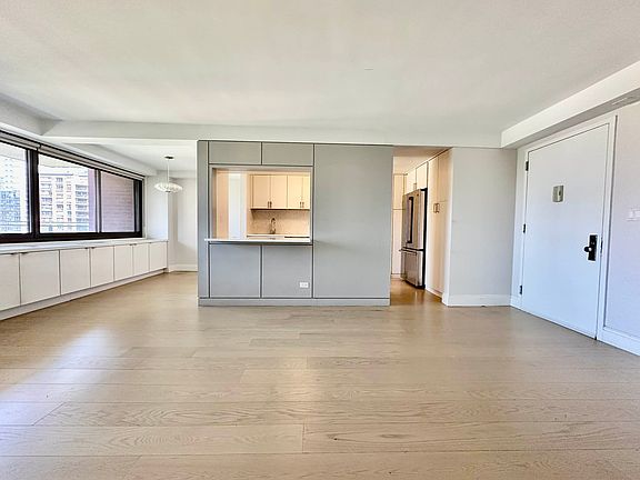 5th image of 120 W 97th St APT 9A