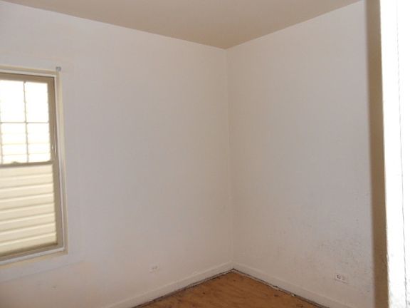 4th image of 5306 S Bishop St