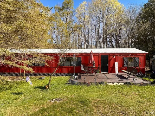 1 Pheasant Rd, Clayville, NY 13322