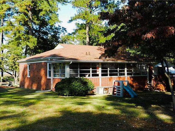 4th image of 335 Saunders Dr