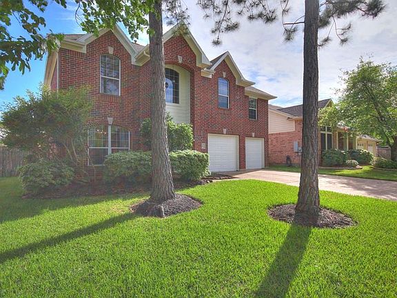 3rd image of 3614 Pemberton Dr