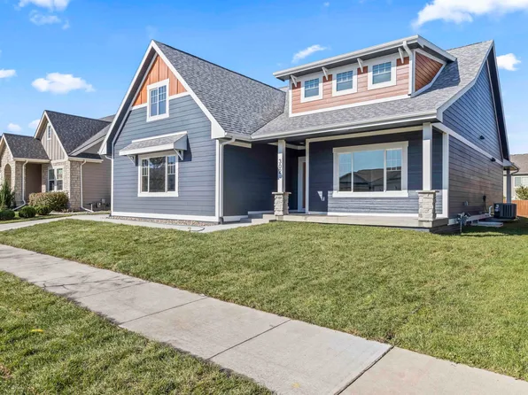 302 SW 16th St, Ankeny, IA 50023