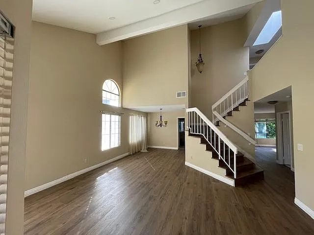 4211 Lost Springs Dr — Photo 5