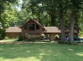 1118 Sunset Dr, Grenada, MS 38901