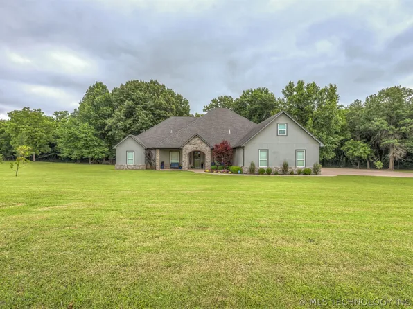 16911 S 321st East Ave, Coweta, OK 74429