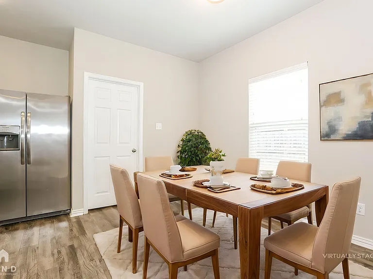2240 Mary Alice Dr — Photo 3