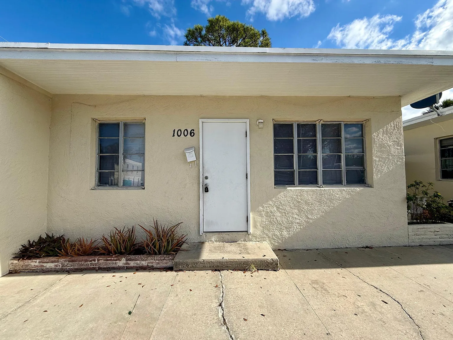 1 bed, 1.0 bath, 750 sqft, $1,300 — Photo 3