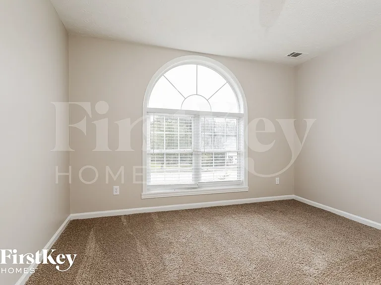 213 Whistleville Ct — Photo 11
