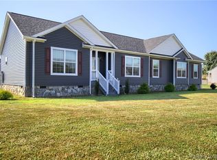 172 Meghan Anne St, Tappahannock, VA 22560