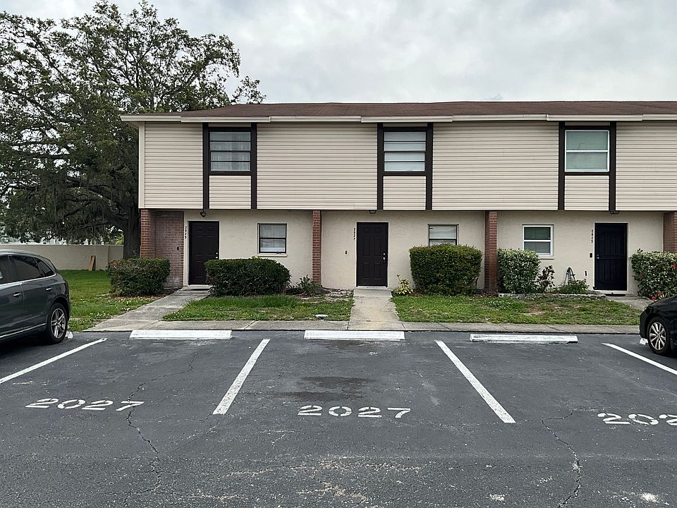 1st image of 2027 Pine Chace Ct #2027